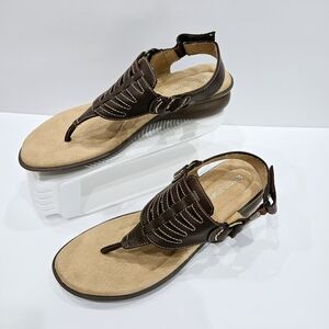 Naturalizer women's brown slingback thong Juki sandals size 8.5